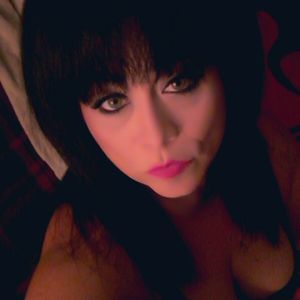 Meet your Posher, Leeann